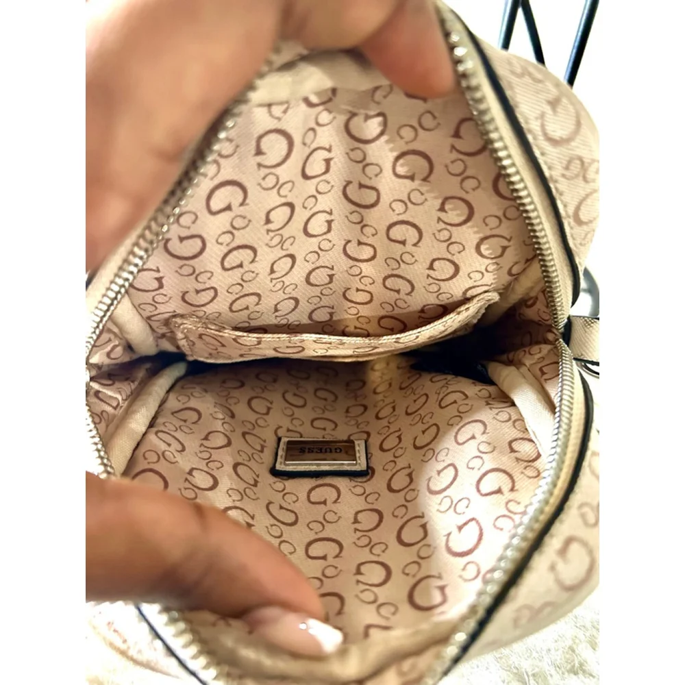 Guess Los Angeles El Dorado Camera crossbody Bag